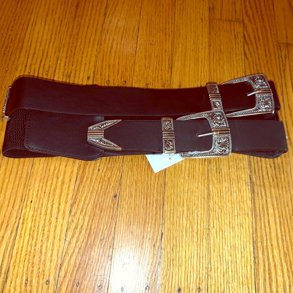 Thick black belt with silver buckles